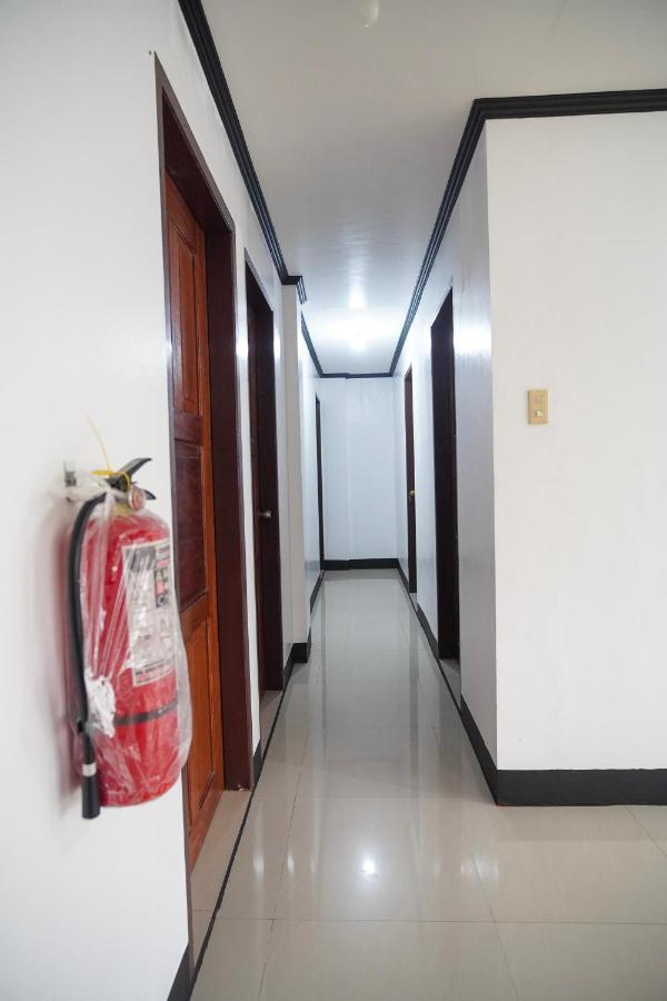 Amparo'S Tourist Inn - Coron Bagian luar foto