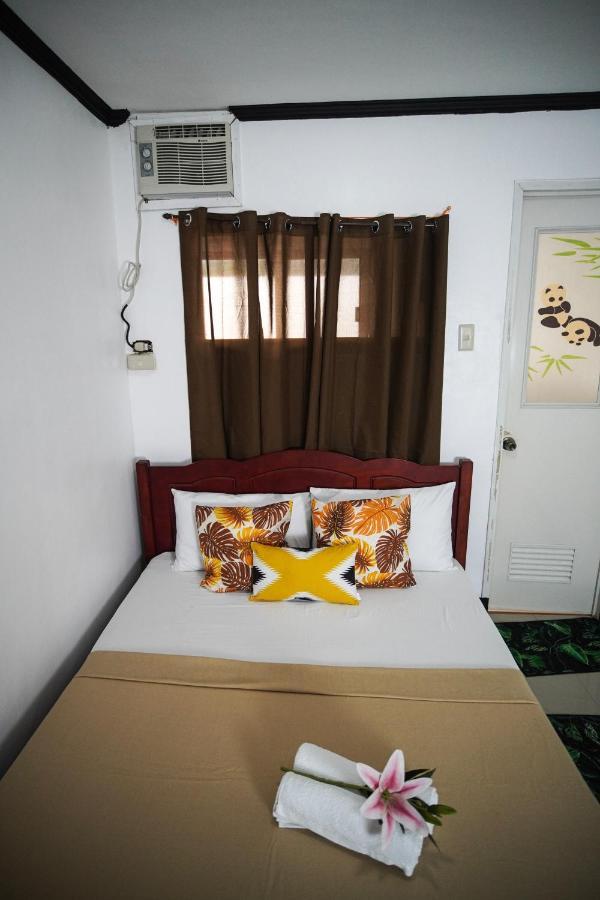 Amparo'S Tourist Inn - Coron Bagian luar foto