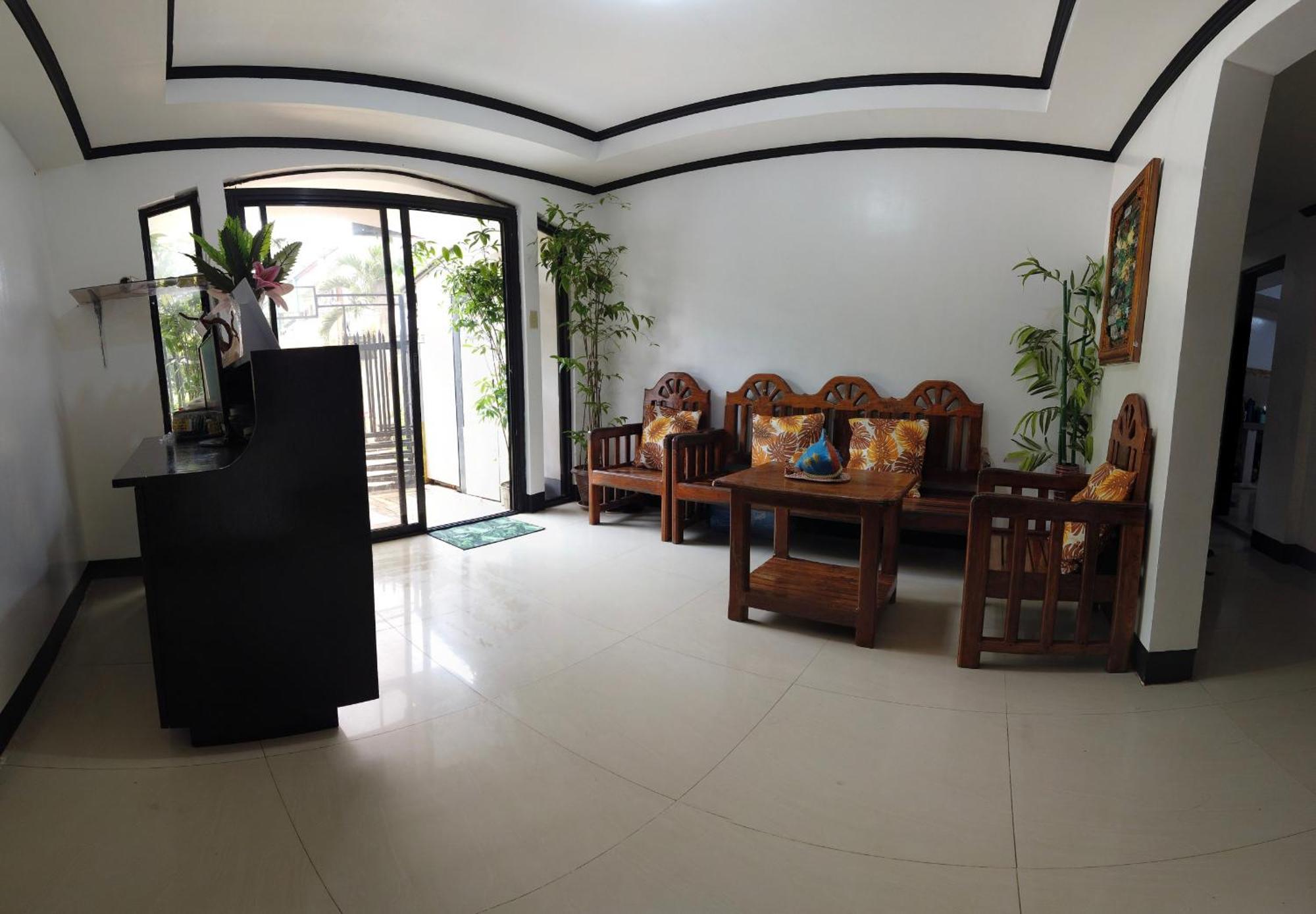 Amparo'S Tourist Inn - Coron Bagian luar foto